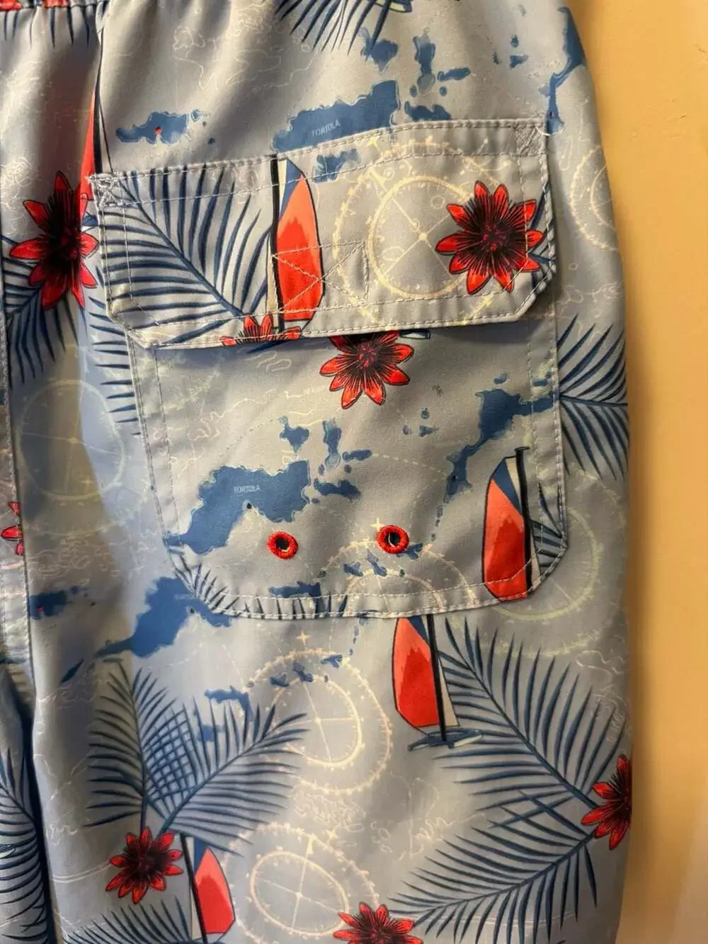 Vineyard vines,‎ boys chappy swim shorts size Large